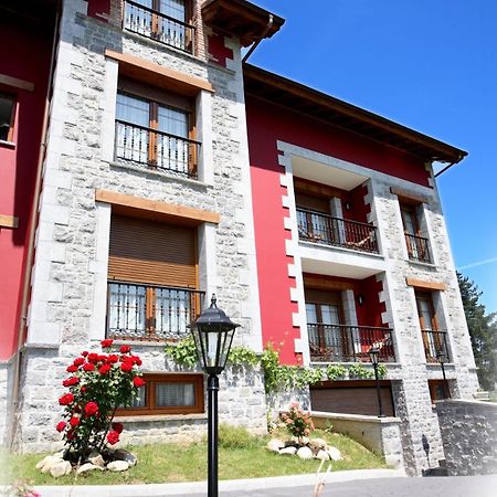 Apartamentos Rurales La Vina Onís Exteriér fotografie
