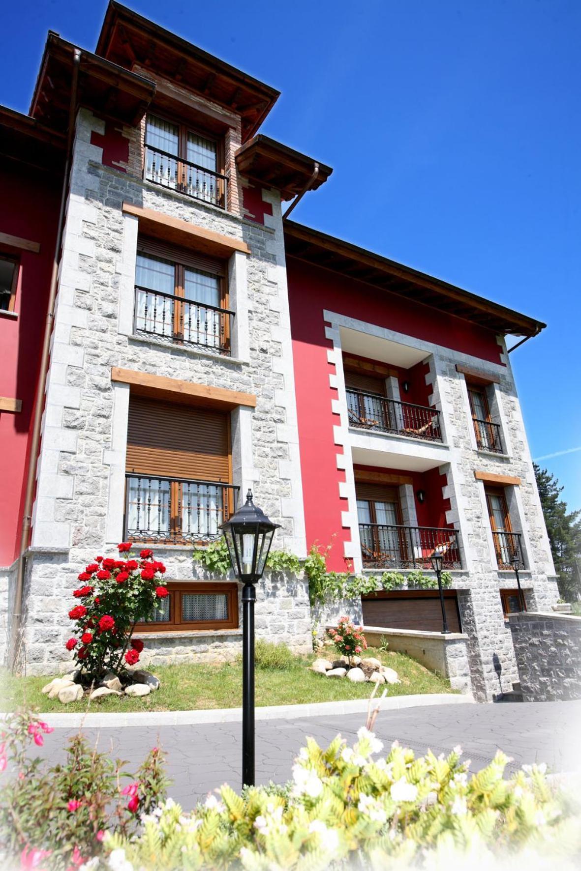 Apartamentos Rurales La Vina Onís Exteriér fotografie