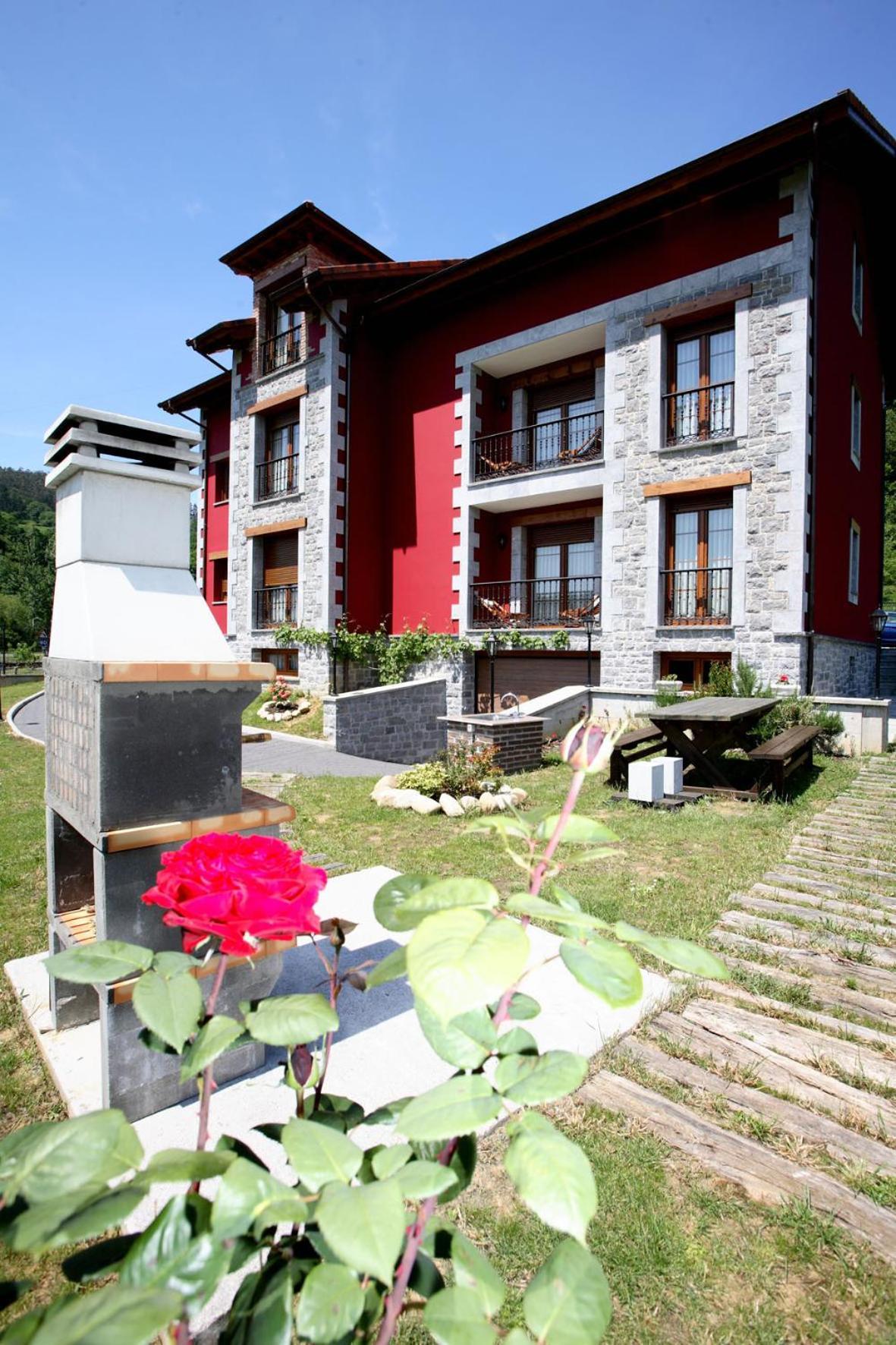 Apartamentos Rurales La Vina Onís Exteriér fotografie